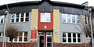 Gebäude des Dobrzen Wielki Lyzeums