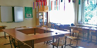 Klassenzimmer der Schule Nr. 73 Omsk