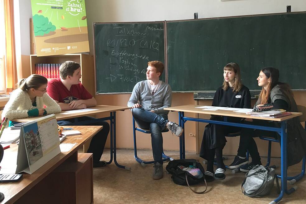 Marvin Müller beim Debattier-Workshop „Wählen ab 16“