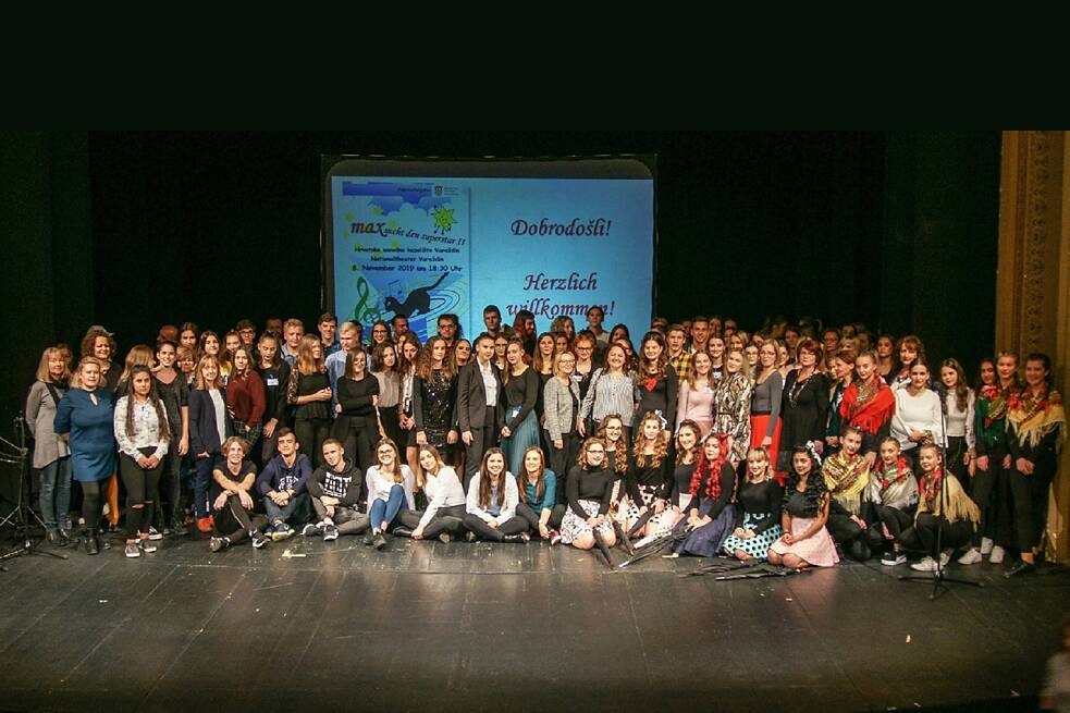 Alle teilnehmenden Schülerinnen und Schüler und Lehrkräfte.