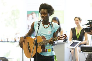 Ezé Wendtoin @ Goethe-Institut, Foto: Bernhard Ludewig Ezé Wendtoin