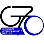 Logo des Gymnasiums Opatovská cesta 7 Košice