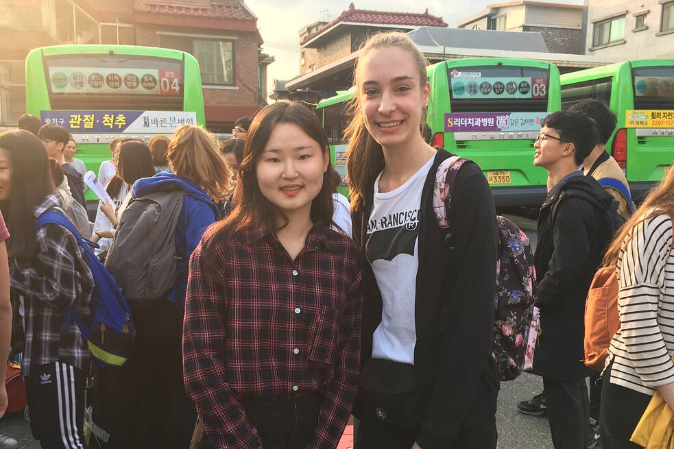 Pia mit ihrer koreanischen Austauschülerin.
