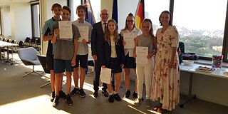 DSDI Diplomübergabe im Generalkonsulat Sydney