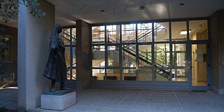 Gebäude des Liceo Classico Linguistico Francesco Petrarca