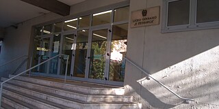 Gebäude des Liceo Classico Linguistico Francesco Petrarca
