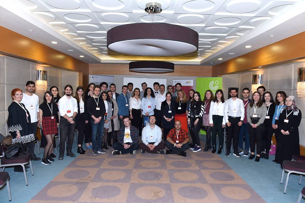 Alle Teilnehmenden am PASCH-Alumni-Treffen in Antalya