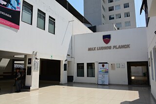 Max Planck College, Innenhof