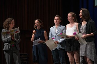 1.Preis für das „Papiertheater“ der Schülerinnen und Schüler der Deutschen Schule Tokyo Yokohama 