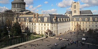 Lycée Henri IV, Hof