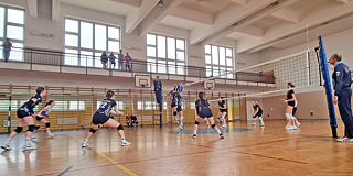 Roksana beim Volleyball