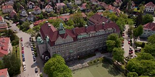 Gebäude des I Liceum Ogólnokształcące Jelenia Góra