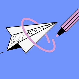 Illustration eines weißen Papierflugzeugs auf blauem Hintergrund, umkreist von einer rosafarbenen Linie, daneben ein rosafarbener Stift