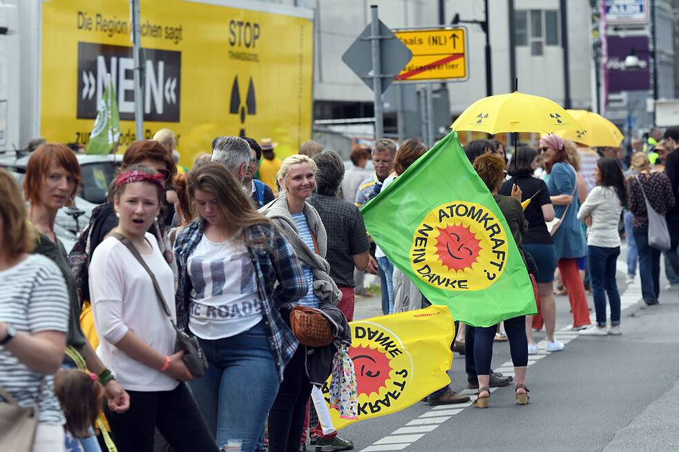 Moana engagiert sich für eine bessere Gesellschaft indem sie auf Demonstrationen geht.