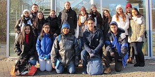 Gruppenfoto vor der Wasserschule in Köln-Westhoven