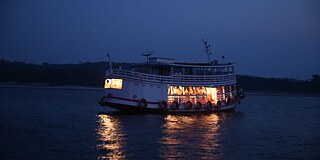 Jugendcamp Südamerika 2015 - Auf Humboldts Spuren © PASCH-net Boot auf dem Wasser