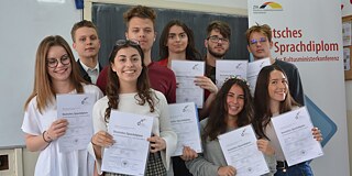Schüler*innen mit Zertifikaten