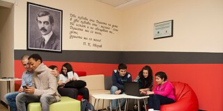 Schüler im Aufenthaltsraum